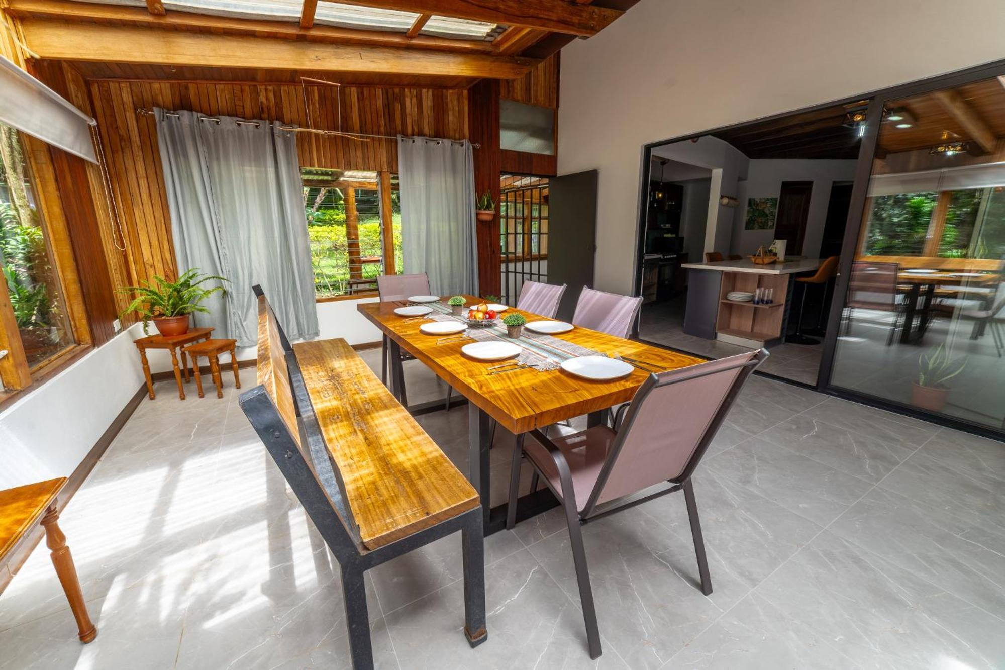 Casa Violeta Home Rentals Monteverde Exterior foto